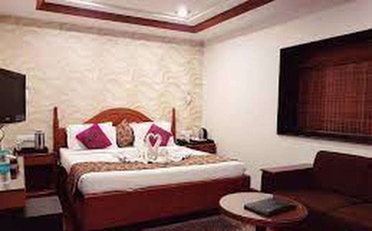 Hotel Punjab Palace Rāipur Εξωτερικό φωτογραφία