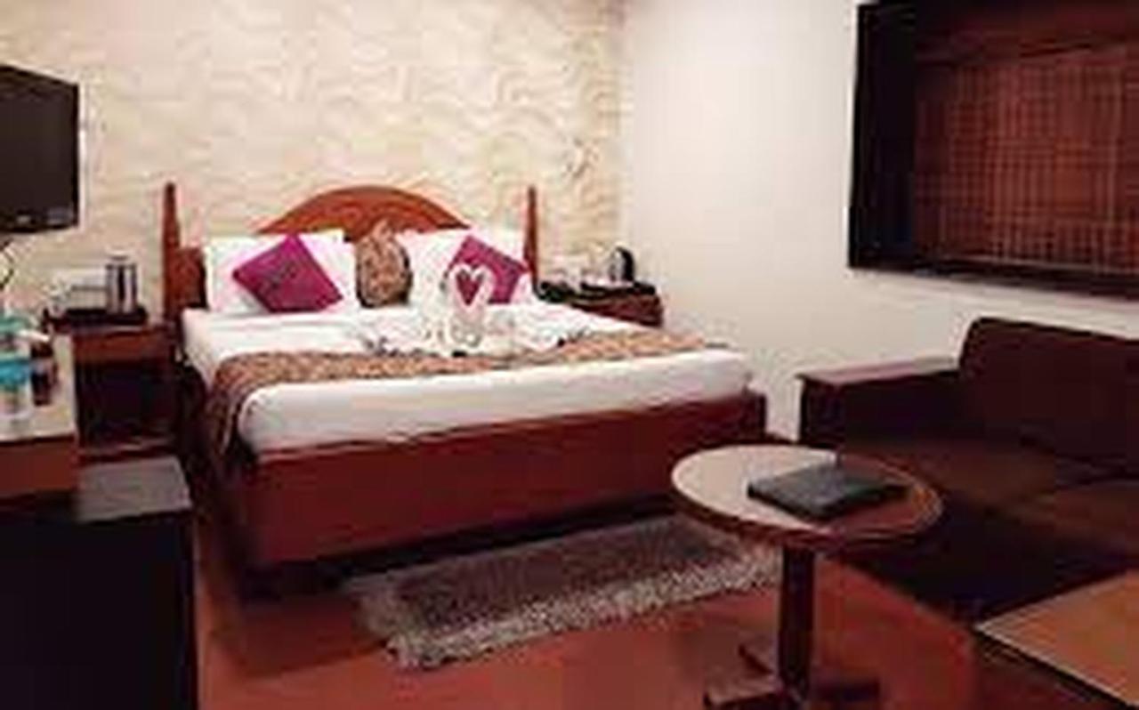 Hotel Punjab Palace Rāipur Εξωτερικό φωτογραφία